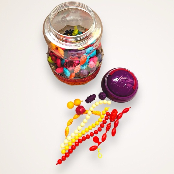 Pop Artyls Kids Snap Together Jewelry Making Kit - Picture 5 of 5